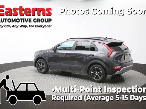 Used 2025 Kia Niro LX FWD image 61