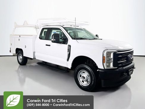 New 2026 Ford F250 XL image 1