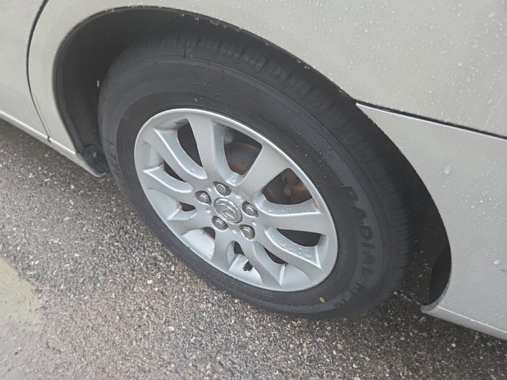Used 2003 Lexus ES 330 w/ Premium Pkg FWD image 14