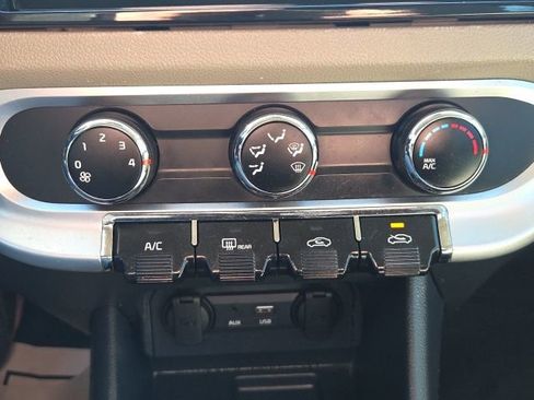 Used 2017 Kia Rio LX image 28