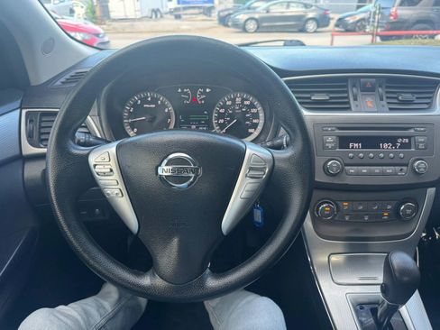 Used 2014 Nissan Sentra SR FWD image 16