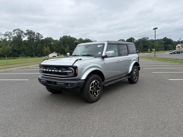 Certified 2022 Ford Bronco Outer Banks AWD/4WD image 1