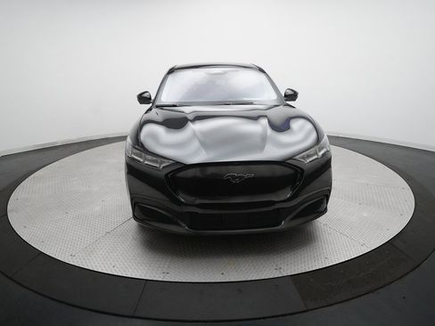 Used 2021 Ford Mustang Mach-E Premium image 11