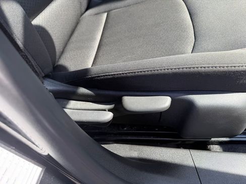 Used 2023 Chevrolet Malibu LT image 31