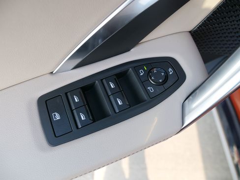 New 2025 BMW X1 xDrive28i w/ Convenience Package image 15