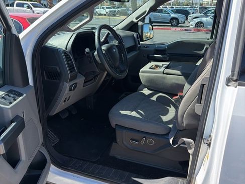 Used 2018 Ford F150 XLT w/ Equipment Group 302A Luxury image 3