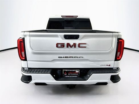Used 2023 GMC Sierra 1500 AT4 w/ AT4 Preferred Package AWD/4WD image 4