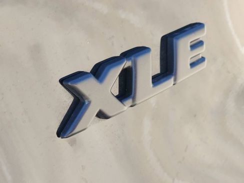 Used 2025 Toyota RAV4 XLE w/ Convenience Package image 7