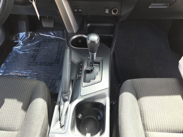 Used 2017 Toyota RAV4 LE w/ Carpet Mat Package FWD image 29