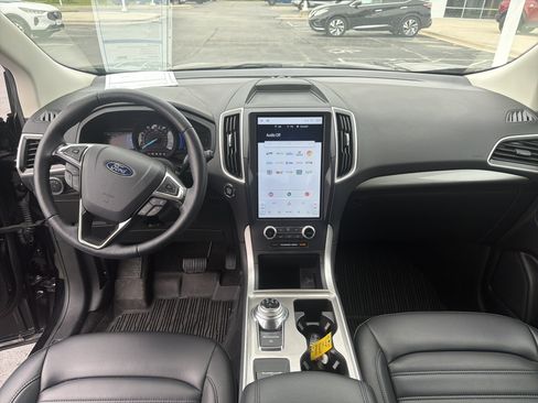 Certified 2024 Ford Edge SEL w/ Convenience Package AWD/4WD image 22