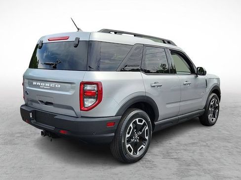 Used 2023 Ford Bronco Sport Outer Banks AWD/4WD image 6