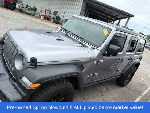 Used 2021 Jeep Wrangler Unlimited Sport AWD/4WD image 3