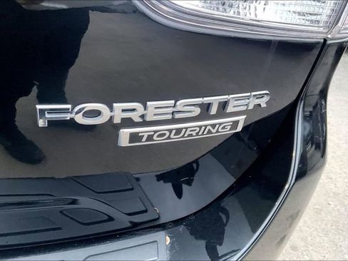 Used 2022 Subaru Forester Touring image 8
