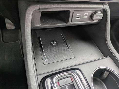 Certified 2024 Honda Pilot Touring image 21