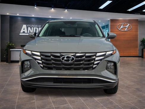 Used 2024 Hyundai Tucson SE FWD image 3