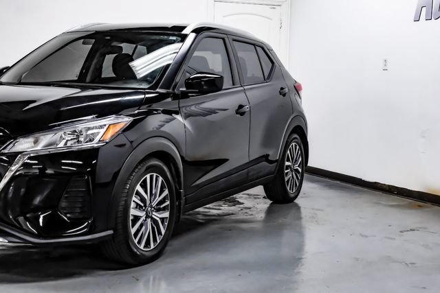 Used 2024 Nissan Kicks SV FWD image 10