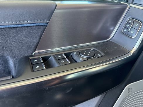 New 2025 Ford F150 Platinum w/ Equipment Group 702A High image 10