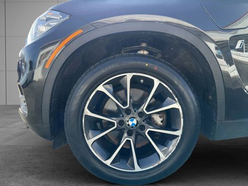 Used 2017 BMW X5 xDrive40e image 21