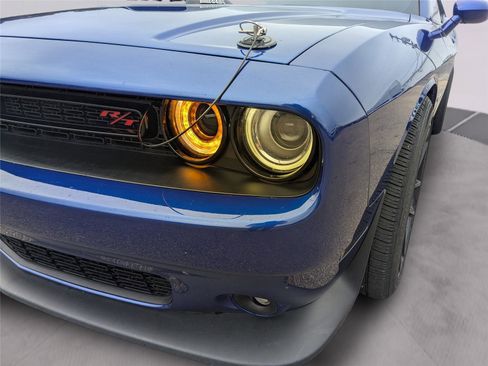 Used 2022 Dodge Challenger R/T w/ Shaker Package image 9