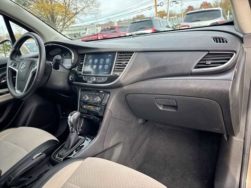 Used 2019 Buick Encore Sport Touring image 16