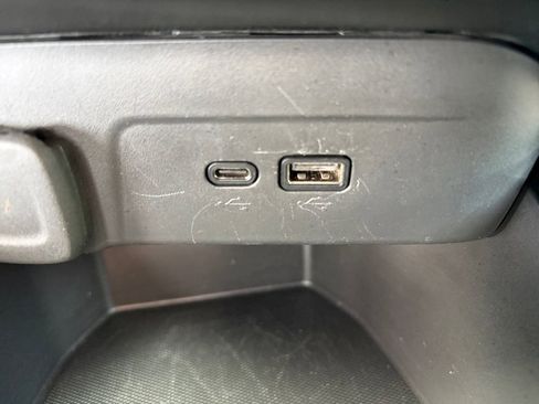 Used 2025 Chevrolet Trax LT image 15