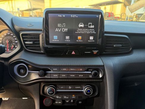 Used 2020 Hyundai Veloster N image 20