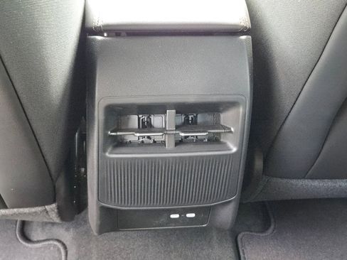 New 2026 Jeep Cherokee Limited image 18