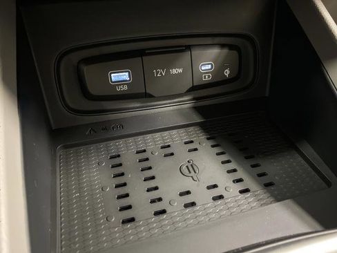 New 2026 Hyundai Venue SEL image 22