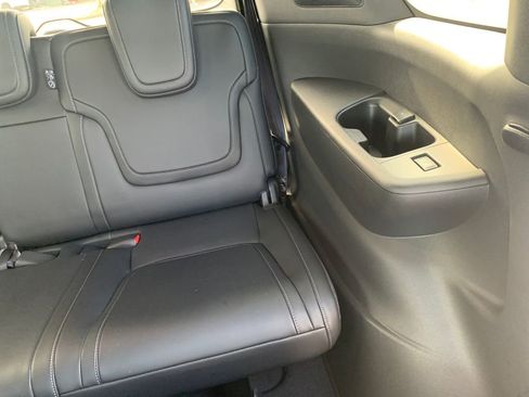 New 2025 Nissan Armada PRO-4X w/ Pro-4X Premium Package image 36