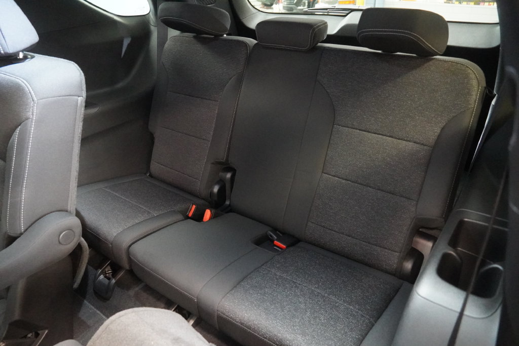 Used 2026 Chevrolet Traverse LT w/ Driver Confidence Package FWD image 20