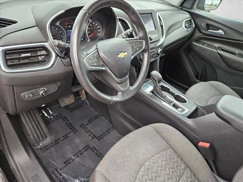 Used 2022 Chevrolet Equinox LT FWD image 9