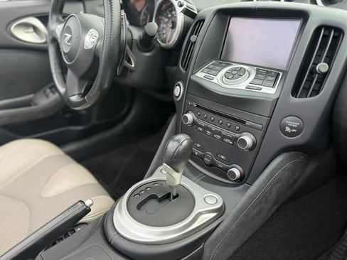 Used 2010 Nissan 370Z Touring w/ Sport Pkg RWD image 46