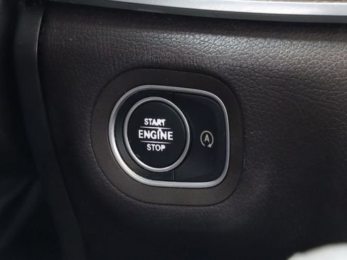 Used 2020 Mercedes-Benz GLE 350 4MATIC image 17