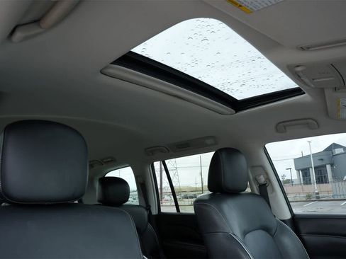 Used 2023 INFINITI QX80 Premium Select w/ Cargo Package image 24