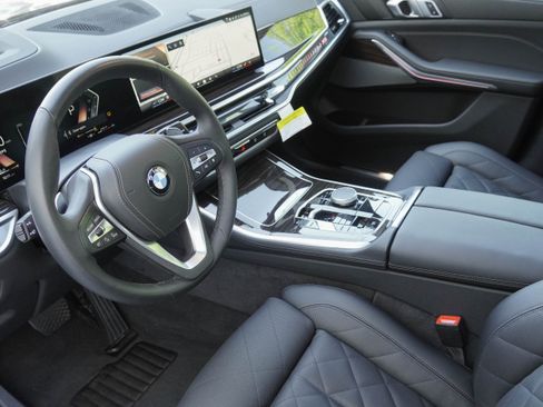 Certified 2026 BMW X5 xDrive40i AWD/4WD image 9