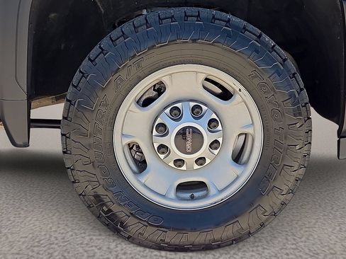 Used 2024 GMC Sierra 2500 Pro w/ Convenience Package AWD/4WD image 7