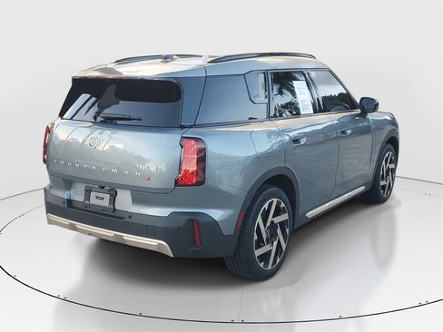 Used 2025 MINI Cooper Countryman S w/ Comfort Package Max image 7