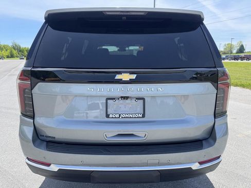 Used 2025 Chevrolet Suburban LS AWD/4WD image 8