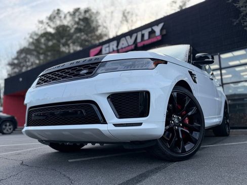 Used 2022 Land Rover Range Rover Sport HST image 2