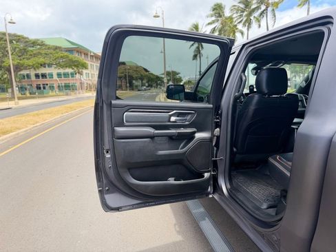 Used 2022 RAM 1500 Big Horn AWD/4WD image 17