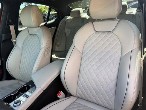 Used 2023 Genesis G70 3.3T w/ Sport Prestige Package RWD image 11