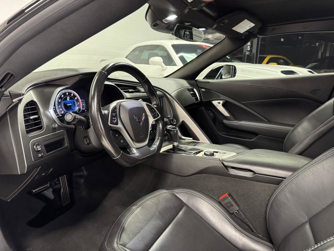 Used 2019 Chevrolet Corvette Stingray Coupe w/ 1LT RWD image 36