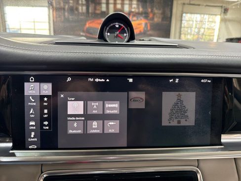 Used 2017 Porsche Panamera image 75