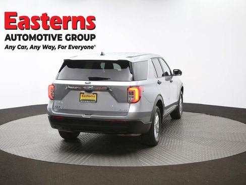 Used 2024 Ford Explorer 4WD image 38