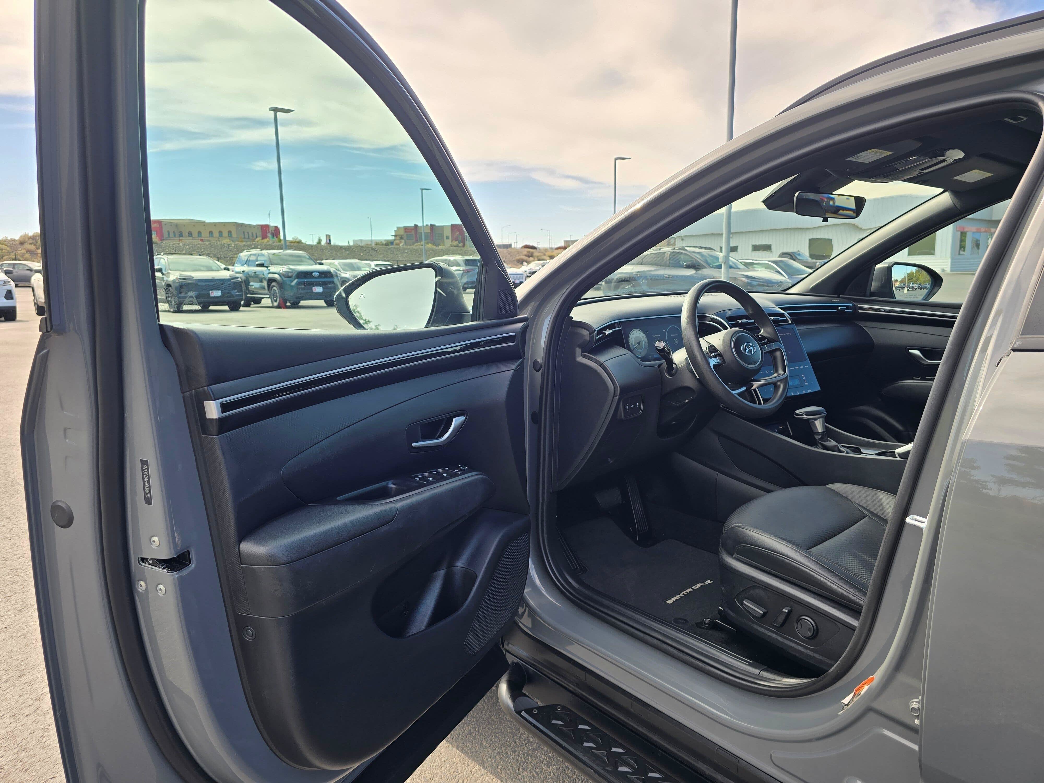 Used 2024 Hyundai Santa Cruz Night AWD/4WD image 19