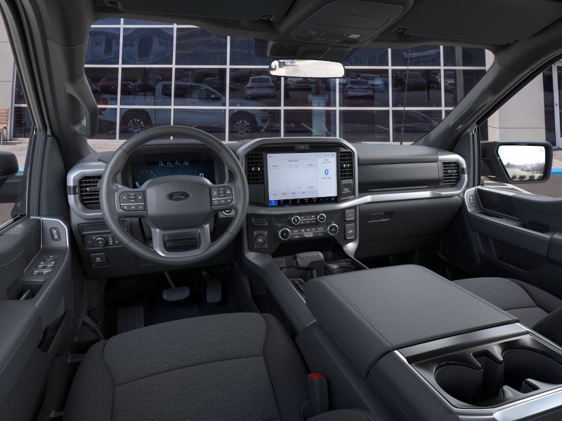 New 2026 Ford F150 XLT w/ XLT Black Appearance Package AWD/4WD image 9