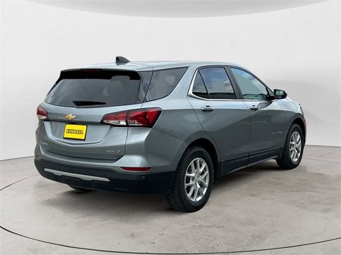 Used 2024 Chevrolet Equinox LT image 5