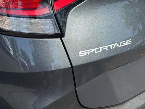 Used 2024 Kia Sportage LX FWD image 6