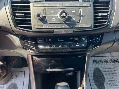 Used 2017 Honda Accord Sport Special Edition image 31