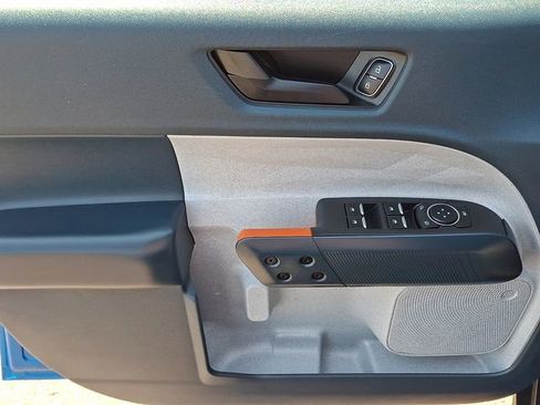 Used 2022 Ford Maverick XLT w/ XLT Luxury Package FWD image 12